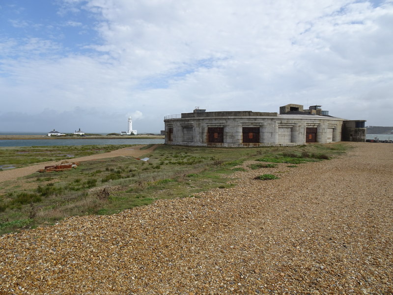 Hurst Castle View © Gordon Griffiths :: Geograph Britain and Ireland