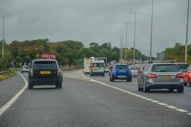 Strensham : M5 Motorway © Lewis Clarke :: Geograph Britain and Ireland