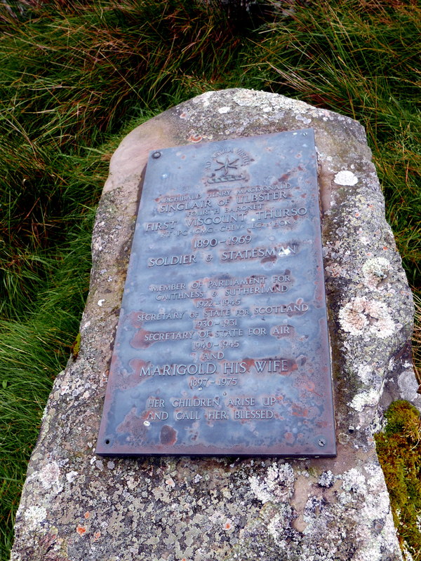 Memorial to the 1st Viscount Thurso,... © John Lucas cc-by-sa/2.0 ...