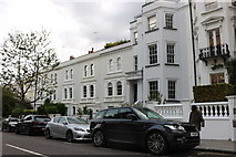 TQ2480 : Houses on Kensington Park Road, Notting Hill by David Howard