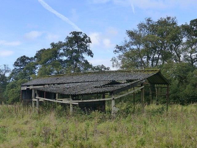 Ruined barn at Leadmill Bridge