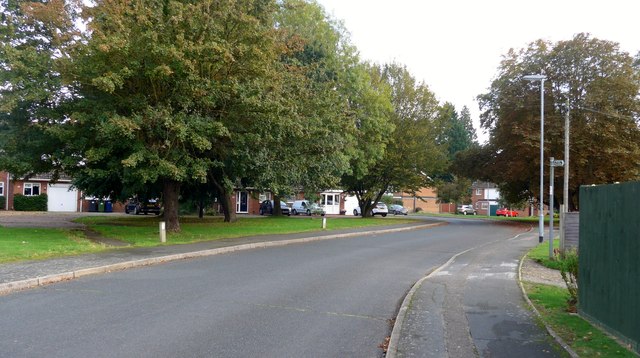 Home Farm Road, Houghton
