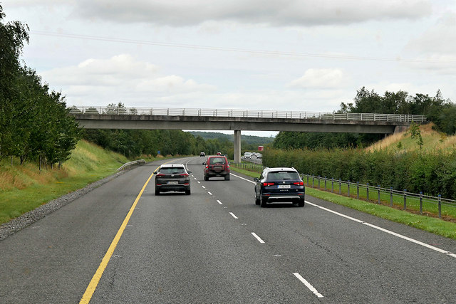 Bridge over the M7 near Ballybrittas © David Dixon cc-by-sa/2.0 ...