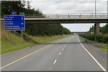 N5201 : Eastbound M7 north of Portlaoise by David Dixon