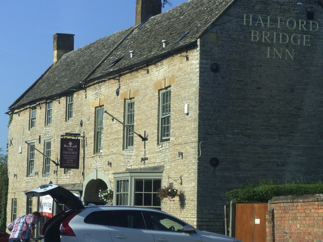 Halford Bridge Inn