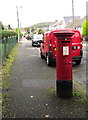 ST1581 : King George V pillarbox, Lon-y-deri, Rhiwbina, Cardiff by Jaggery