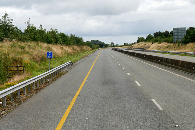 m7-motorway-at-location-e105-david-dixon-geograph-ireland