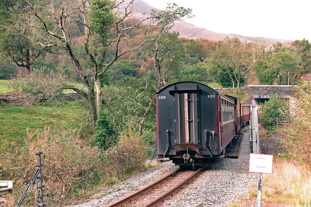 Welsh Highland Railway train approaching Beddgelert