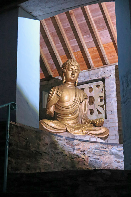 Portmeirion: the Buddha at night