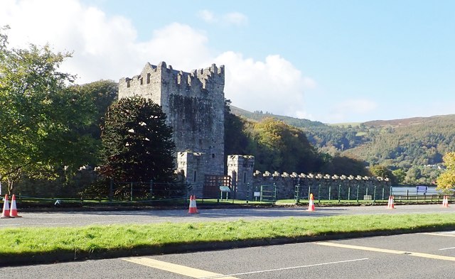 Narrow Water Castle viewed across the A2