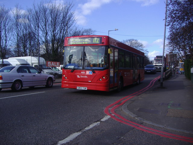 112 bus on Hanger Lane, Ealing © David Howard cc-by-sa/2.0 :: Geograph ...