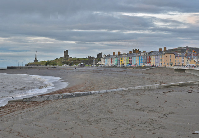 South Beach, Aberystwyth, at the end of... © Nigel Brown :: Geograph ...