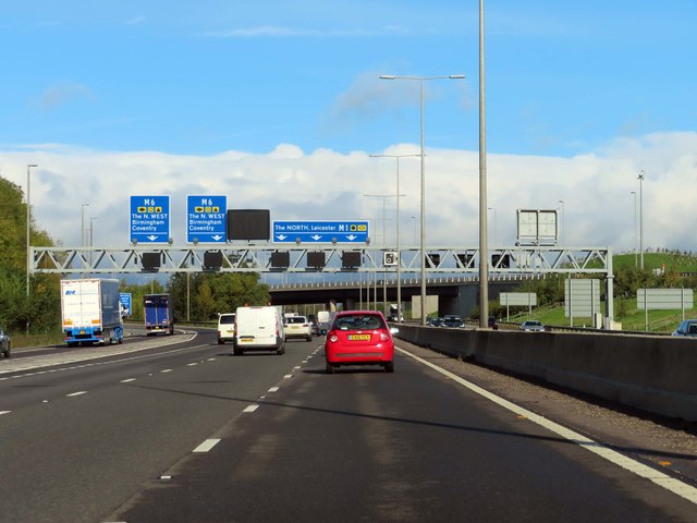 The M1 heading north © Steve Daniels cc-by-sa/2.0 :: Geograph Britain ...