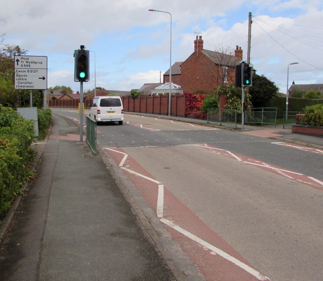 Windmill Road pelican crossing, Buckley © Jaggery :: Geograph Britain ...