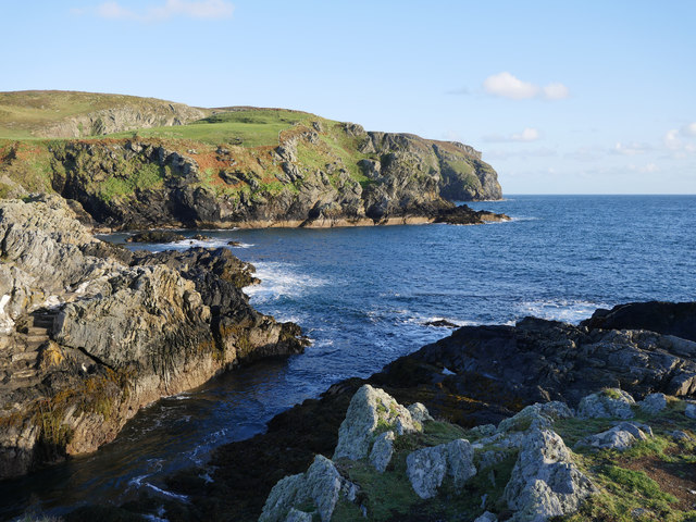 Burroo Ned and Spanish Head © James T M Towill cc-by-sa/2.0 :: Geograph ...