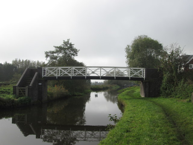 Footbridge near Wychnor