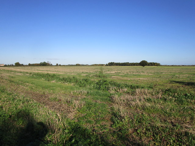 Footpath across a stubble field © Jonathan Thacker :: Geograph Britain ...