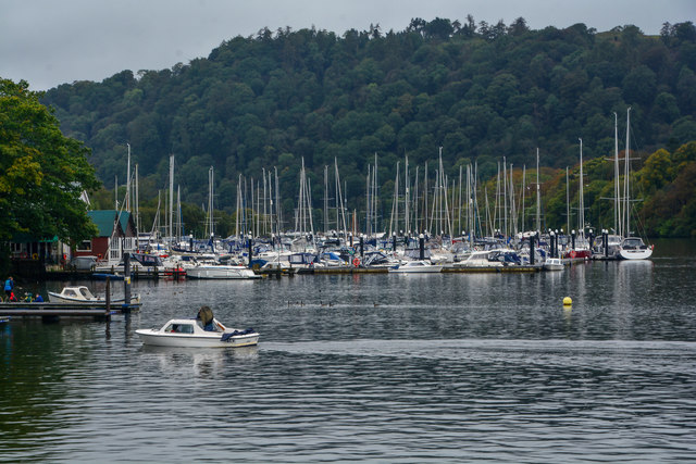 Bowness on Windermere : Bowness Bay Marina