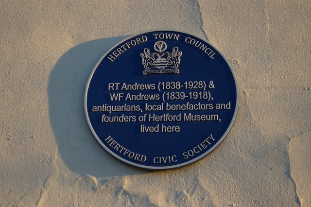 Hertford: blue plaque on Castle Street