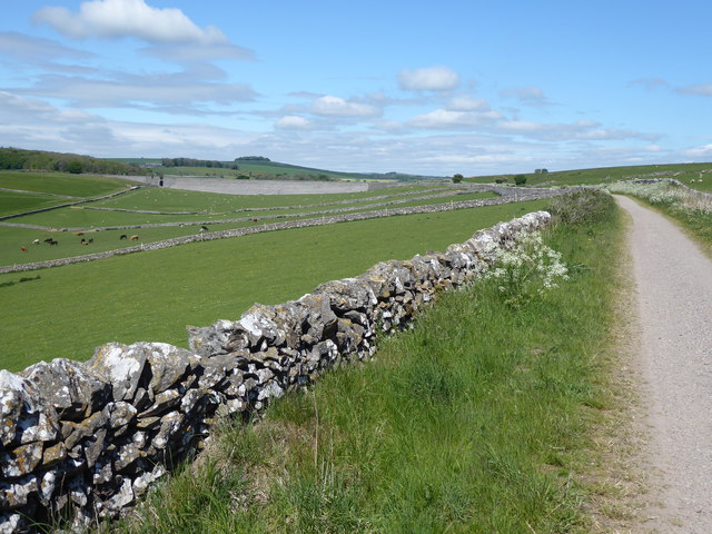 The Pennine Bridleway near Minninglow Grange