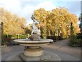 TQ2879 : Boy and Dolphin statue, Hyde Park by David Smith