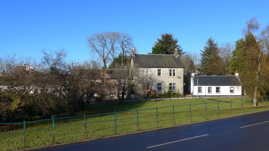 Housing in Carmunnock © Gordon Brown :: Geograph Britain and Ireland