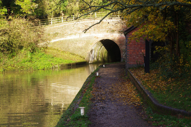 Blisworth Tunnel © Stephen McKay cc-by-sa/2.0 :: Geograph Britain and ...