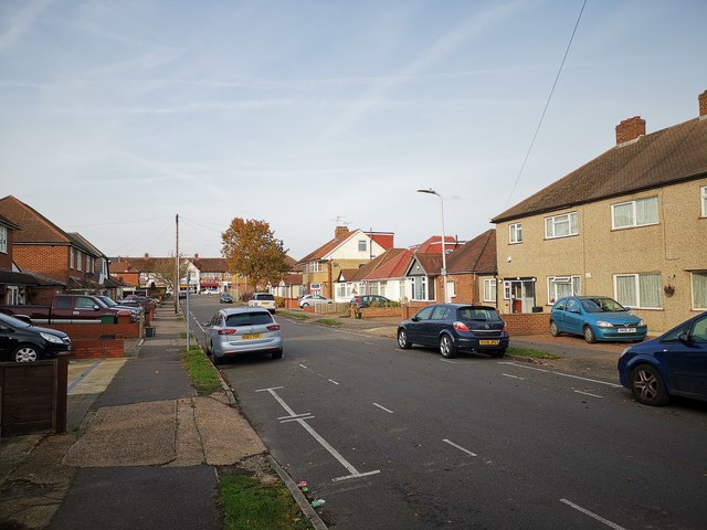 South Ruislip - Mahlon Avenue © James Emmans cc-by-sa/2.0 :: Geograph ...