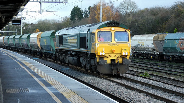 A Freightliner train passing through Bristol Parkway station