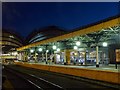 SE5951 : Platform 2, York Station by Alan Murray-Rust