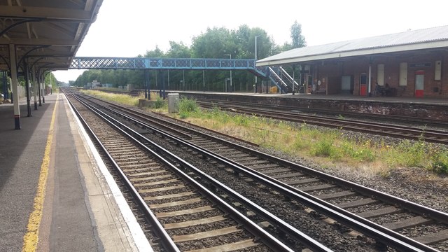 Winchfield Railway Station © Shaun Ferguson :: Geograph Britain and Ireland