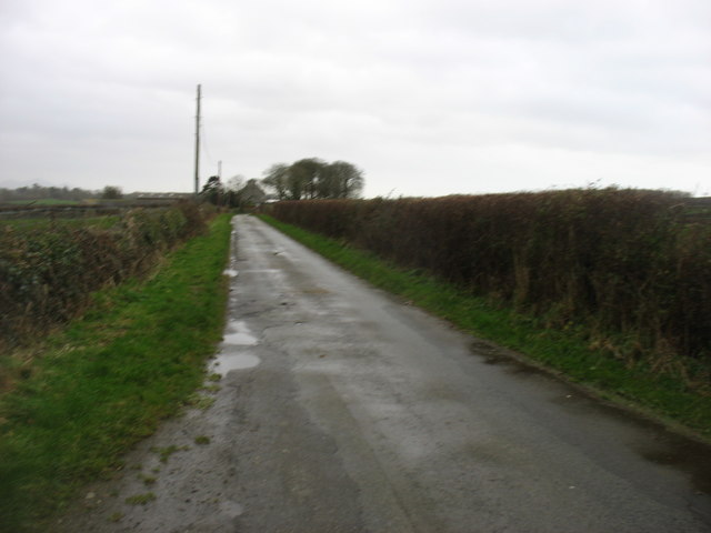 Minor road nearing Dwyran