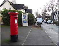 TA1130 : Edward VII postbox and telephone box on Beech Avenue, Garden Village, Hull by JThomas