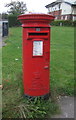 Elizabeth II postbox on Oldbury Road, Smethwick