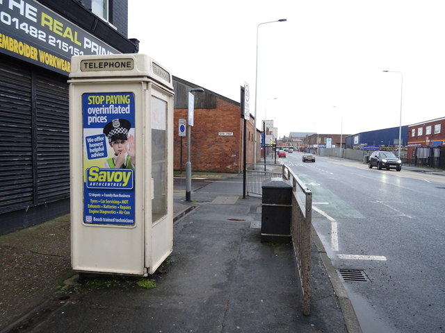 K8 telephone box on New Cleveland Street, Hull