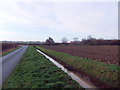 Drain near Glebe Farm