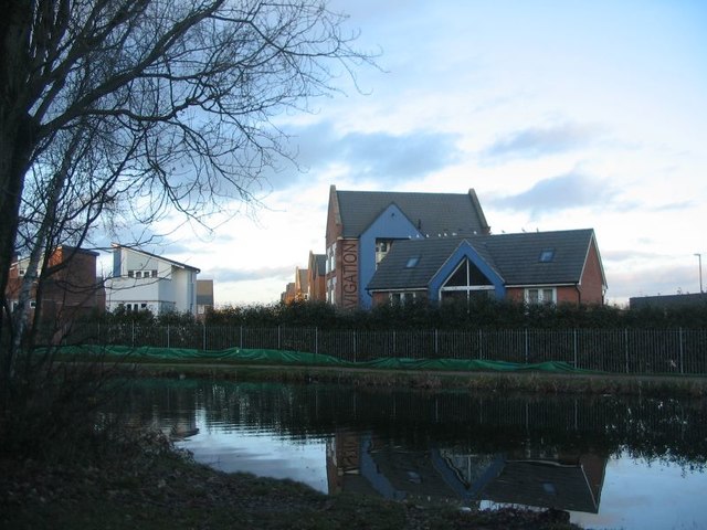 Coventry Canal, Bishopgate Green