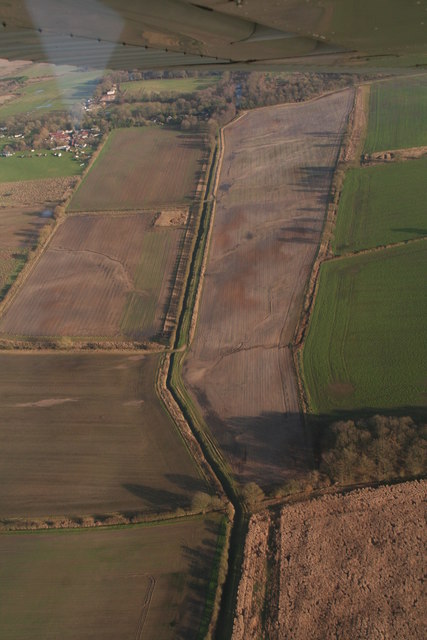 Erosion gullies in fields at Usselby: aerial 2019 (2)