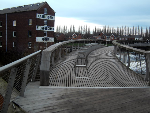 Castleford footbridge