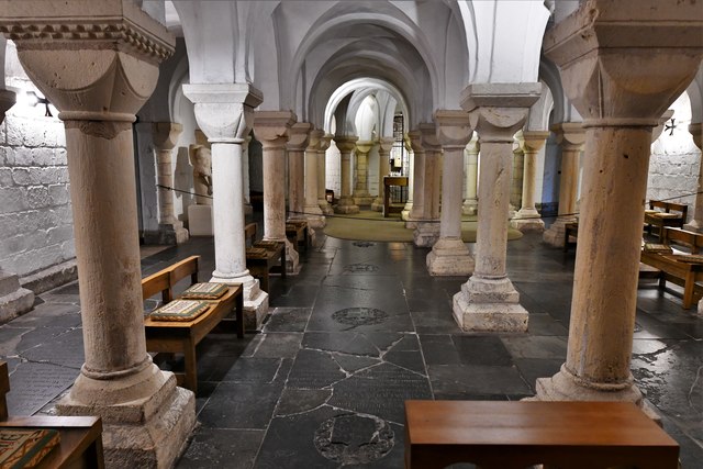 Worcester Cathedral: Crypt chapel 3