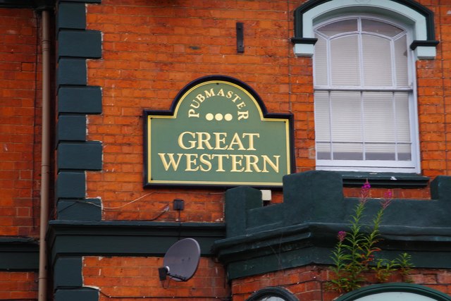The former Great Western (3) - sign, Coventry Road, Warwick