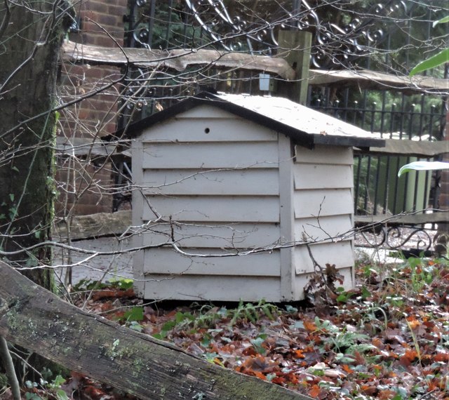 'Beehive' structure at Brambles in Hurst Lane