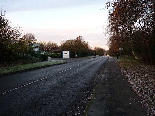 Clapgate Lane, Woodgate