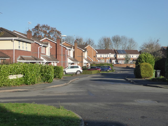 Barley Crescent, Long Meadow © Chris Allen :: Geograph Britain and Ireland