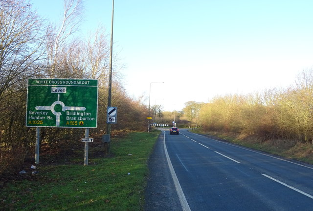 Approaching White Cross Roundabout On © Jthomas Cc-by-sa 2.0 