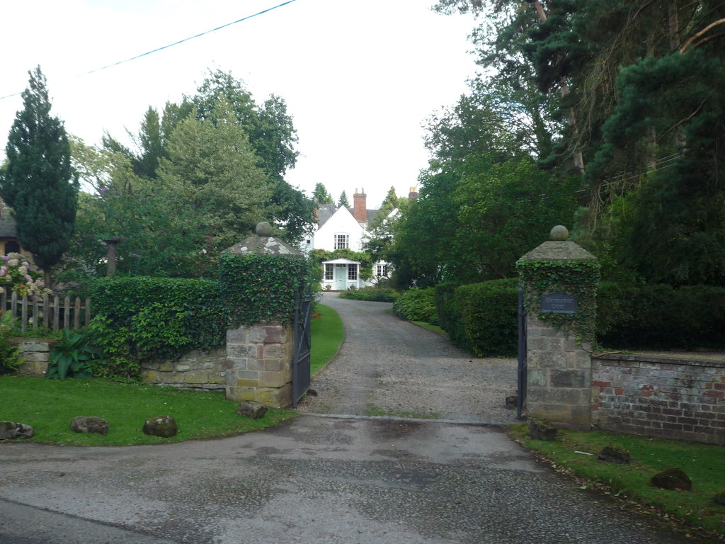 Whitbourne Court © Fabian Musto ccbysa/2.0 Geograph Britain and