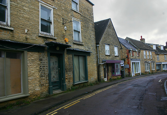 Disused premises in Sheep Street, Charlbury
