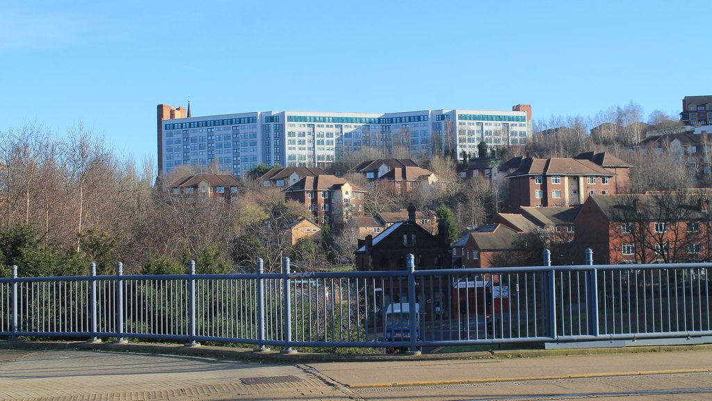 Hyde Park Flats, Sheffield © Dave Pickersgill :: Geograph Britain and ...