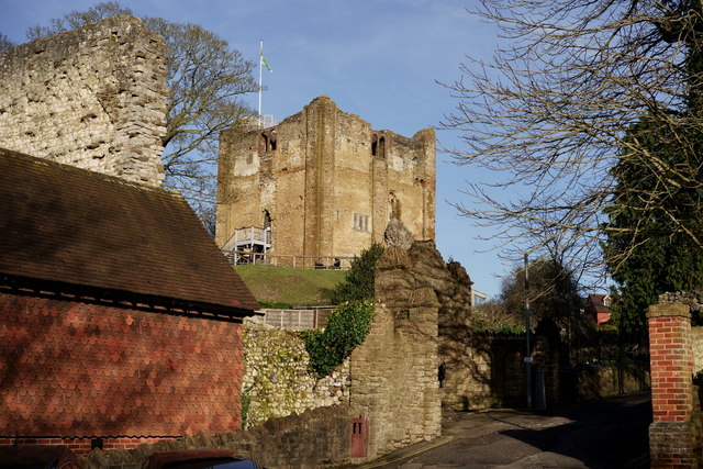 Guildford Castle © Peter Trimming :: Geograph Britain and Ireland