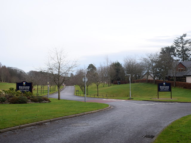 Entrance to Deeside Golf Club